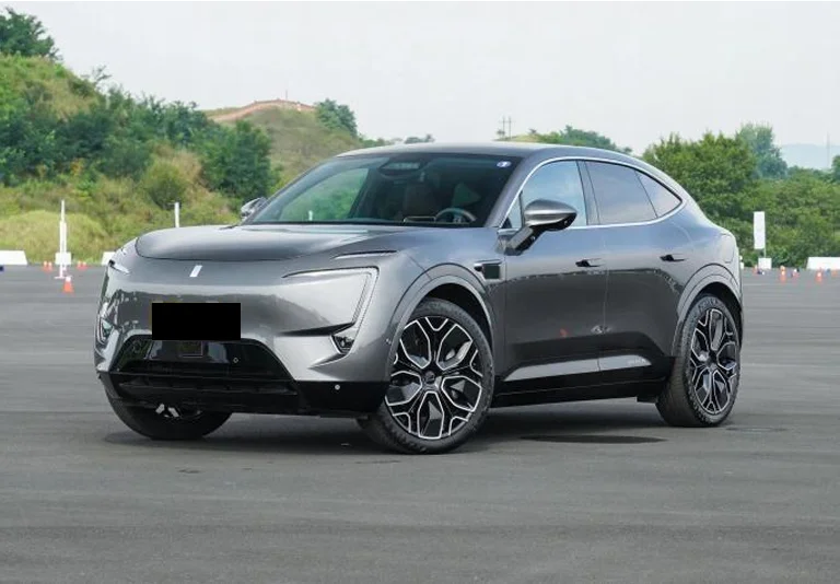 2025 Avatr 11