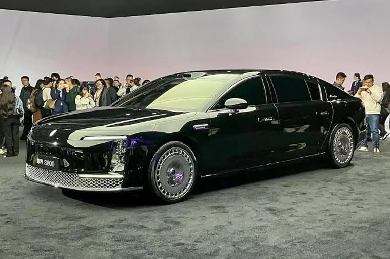 2025 Maextro S800